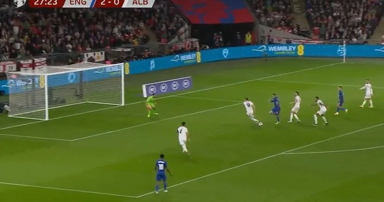 O I ZET NALA) England markiert zwei weitere nach Albanien, 4:0
