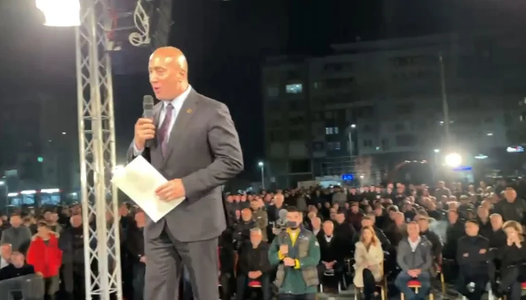 Große Rallye in Gjakova, Haradinaj: Führung Das bedeutet Ihre Werte