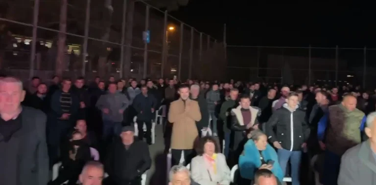 Beka Berisha receives powerful support in Vrella, thousands of supporters in his support
