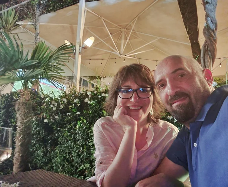 Contro la regola: Recomandon per assistente moglie di Vetevendosje MP