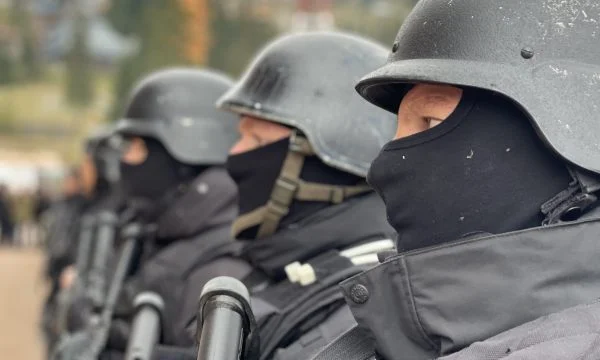 Dodik revient à la provocation, sa gendarmerie tente d'arrêter un soldat bosniaque