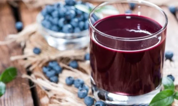 Bere questo delizioso succo di frutta può ridurre il rischio di cancro della pelle