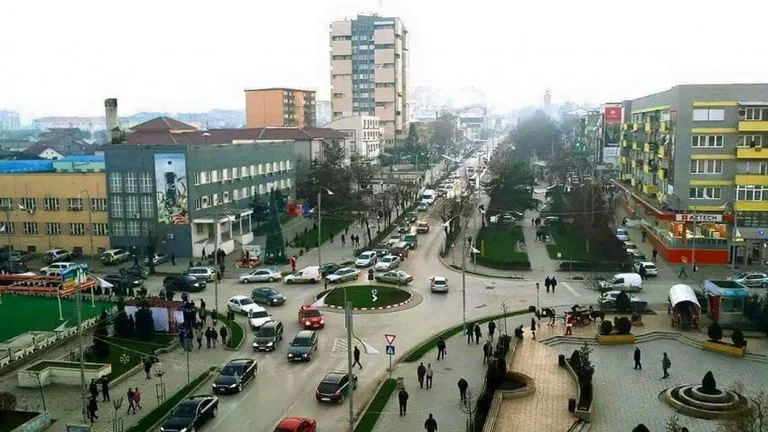 Vier Menschen stoppten nach dem schweren Mord in Gjilan