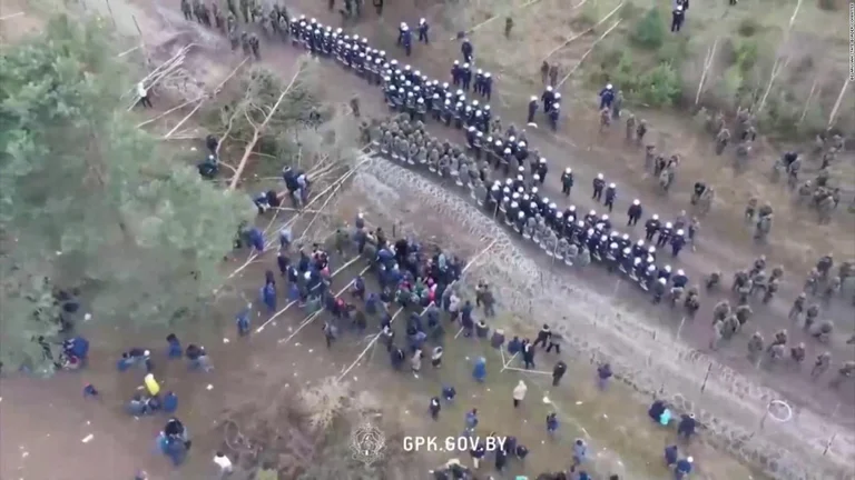 It shows disturbing video: The EU crisis started in Syria, orchestrated by Russia and Belarus (Video)