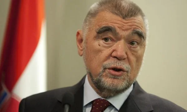 Messia: la Serbia non può raggiungere il Kosovo, prova tutto