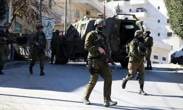 Forze israeliane ferite 2 bambini palestinesi
