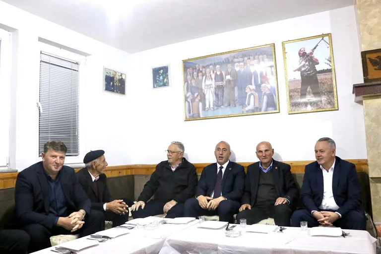 Haradinaj di Junik: Insieme nella guerra, insieme per lo sviluppo del paese