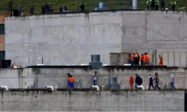 Un mese dopo scontri violenti/ Ci sono sette cadaveri nelle prigioni dell'Ecuador