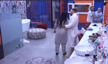 Nouvelles images publiées à partir de la ligne entre Fifi et l'actrice dans le Big Brother”