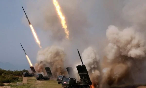 USA fordert Nordkorea auf, die Raketen zu starten