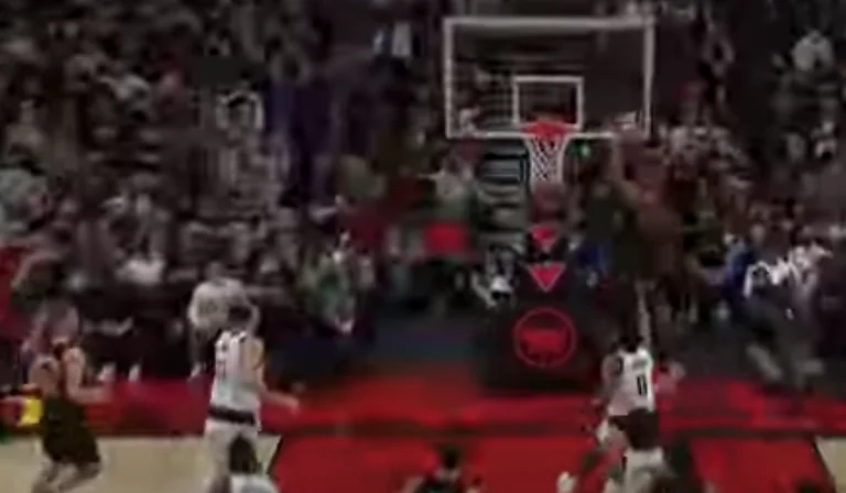NBA gioca il vero basket: le prime dieci azioni di ieri sera ti faranno prendere la testa.
