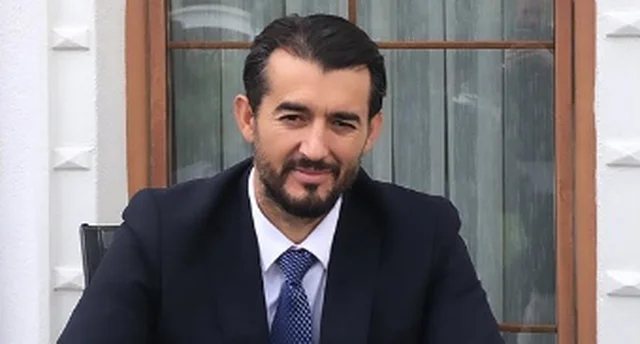 Pasi tha se “s’ka virus”, Labi tash e quan eksperiment ndërtimin e Spitalit për Covid 19