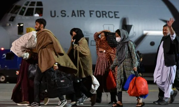 141 Afghanen, die nach Kosovo kommen, werden in die USA geleitet