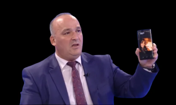 Bulliqi: Sie veröffentlichten Bilder von mir mit einer Frau.
