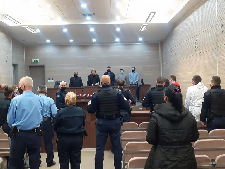 Supreme conferma il mandato di sei anni per crimini di guerra per Assic