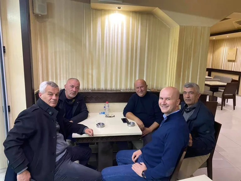VV e LDK si incontrano contro il PDK in Progress?