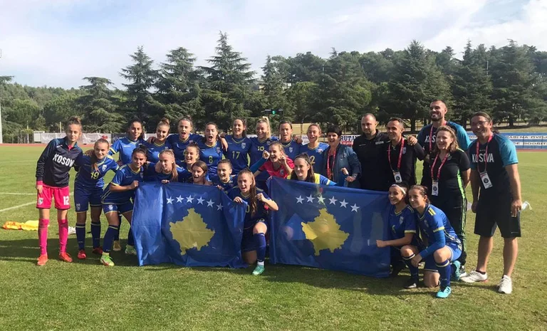 Kosovo-19 in women's competition starts with winning qualifications for Euro 20220)