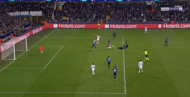 Riyadh Mahrez segna secondo a Brugges