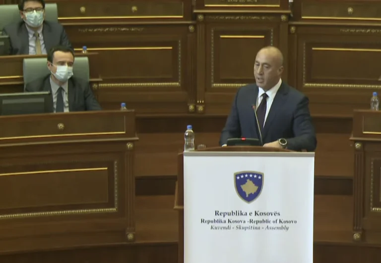 Haradinaj é Kurti: Can you tell us when you brought me gas cheaper than 200 million dollars thanks to America?