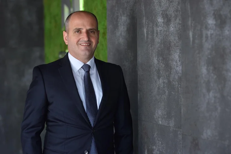 Ekrem Hyseni si aspetta di vincere Podujevo
