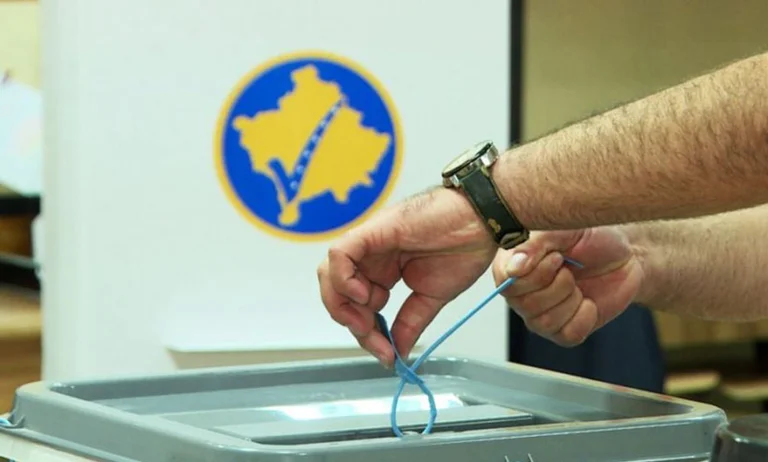 Zgjedhjet e 17 tetorit, sot fillon votimi përmes postës