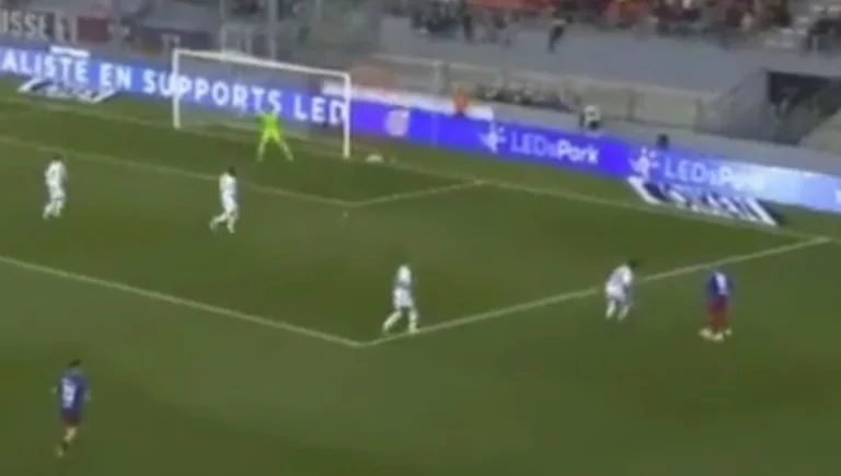 El objetivo que marcó en Zegrova en el último minuto para salvar Basilea es simplemente magia