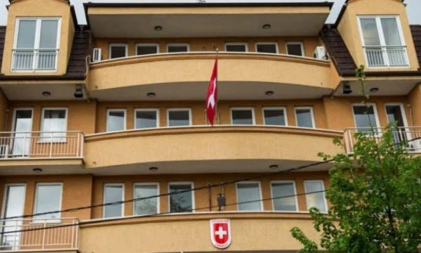 L'Ambasciata svizzera in Kosovo invita i cittadini a votare:
