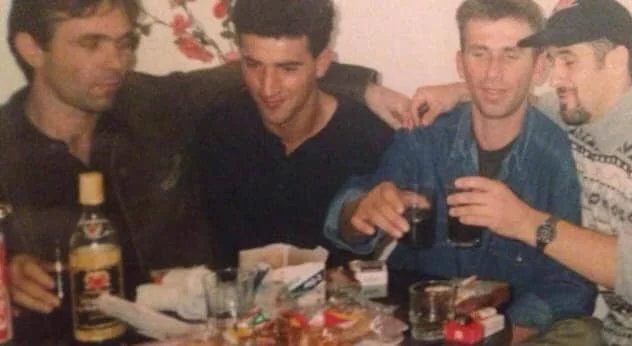 Daut Haradinaj erinnert an seinen Mitkämpfer Adrian Krasniqi: Es war eine Inspiration für mich und die anderen Kämpfer.