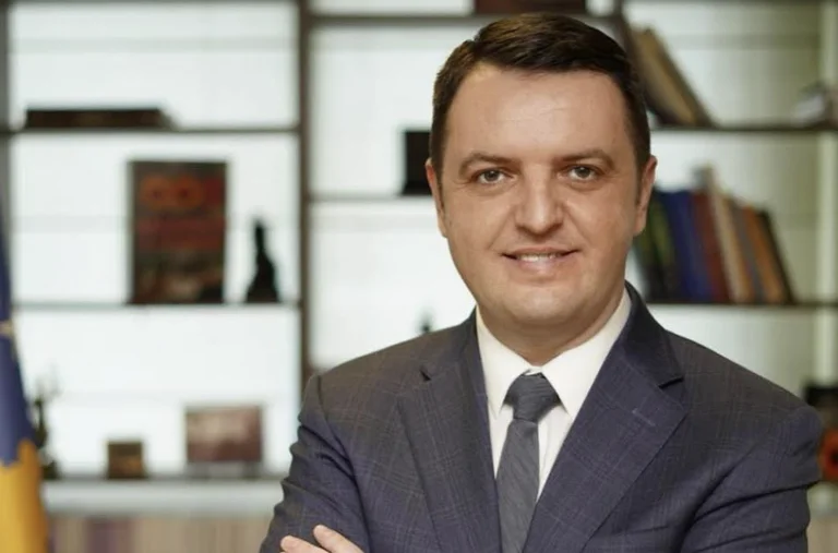Selim Selimi: Kurti's Bedrohungen haben Auswirkungen auf Umfragen