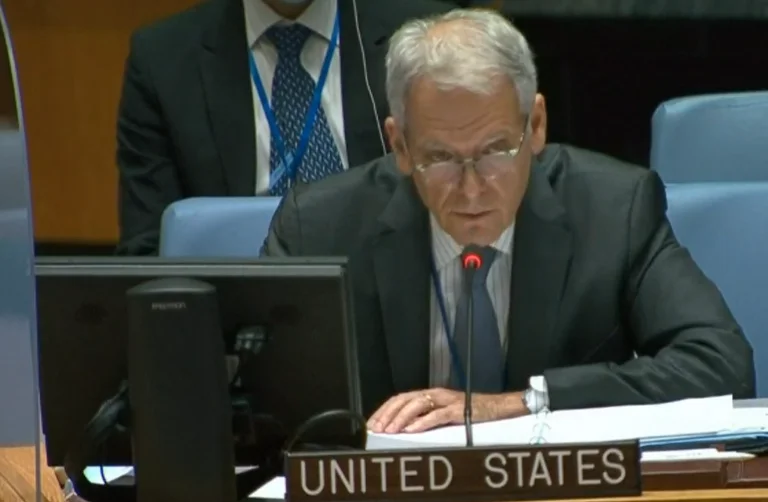 Estados Unidos en la ONU: Fin de la Misión · Global Voices UNMIK) diálogo completo con reconocimiento mutuo