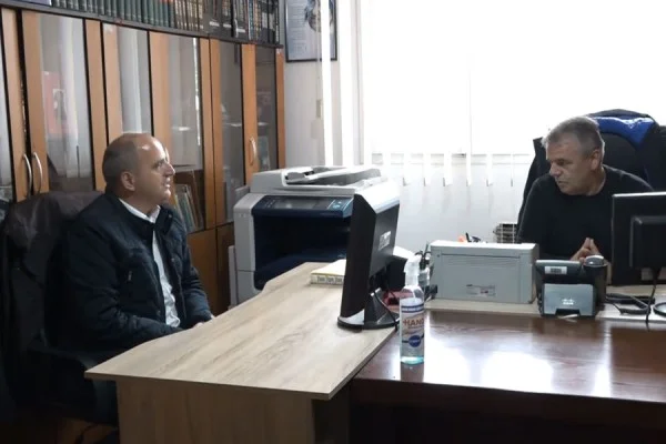 Ekrem Hyseni promette supporto per Handikos Association a Podujevo