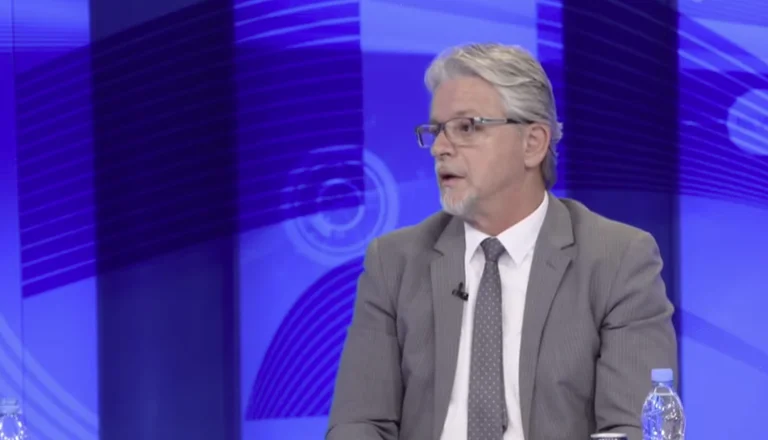 Gorani: Arben Vitit's Content for Pristina weiter zu baffling