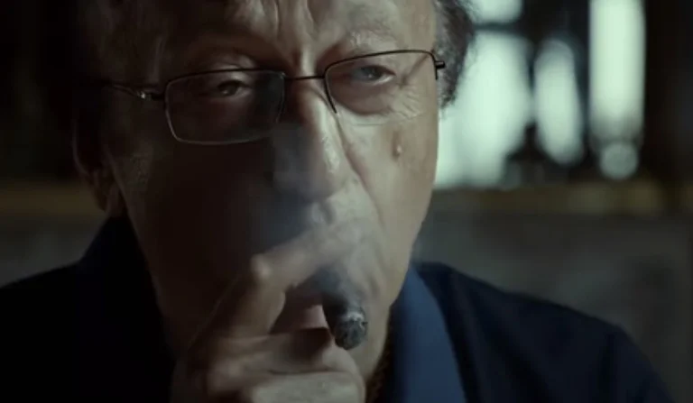 Moggi: Ich dachte an Selbstmord nach Caliopolis.
