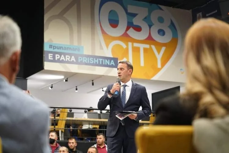 Daut Haradinaj hält heute um fünf Uhr in seiner Wahlzentrale die Hauptaktionssitzung