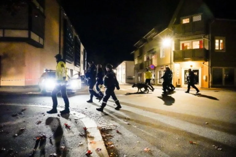 Norwegische Polizei: Pfeilangriffe Verdacht auf Anzeichen der Radikalisierung
