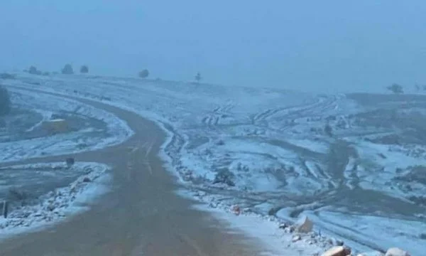 Neve Cancella diversi Paesi in Kosovo