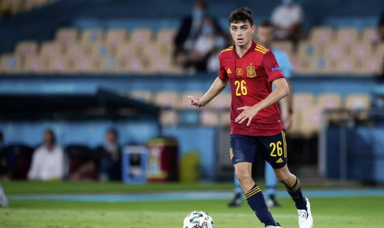 Pears Renovierung mit Barcelona von morgen zeigt die Vertragsdetails