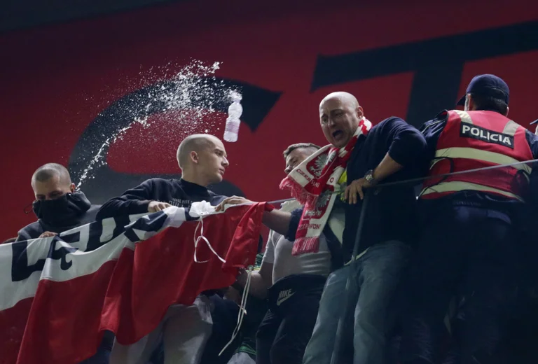FIFA reagiert, nachdem das letzte Nacht in Air Albania passiert ist