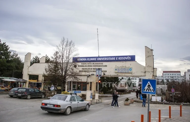 28-jährige Afghanin gibt Babygeburt bei KKUK