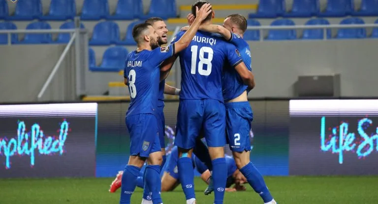 Kosovo-Georgia: Sono formazioni ufficiali.