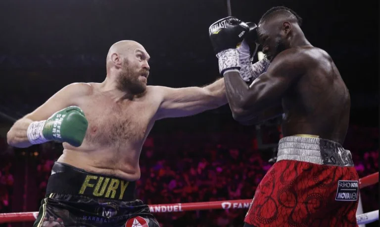 Fury und Wilder haben die Kassen ausgefüllt. Das ist, wie viel Boxing Riesen gewonnen haben.
