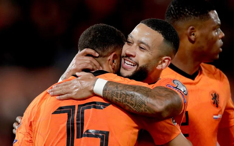 Wie erwartet, die Niederlande demolon Gibraltar für drei Punkte