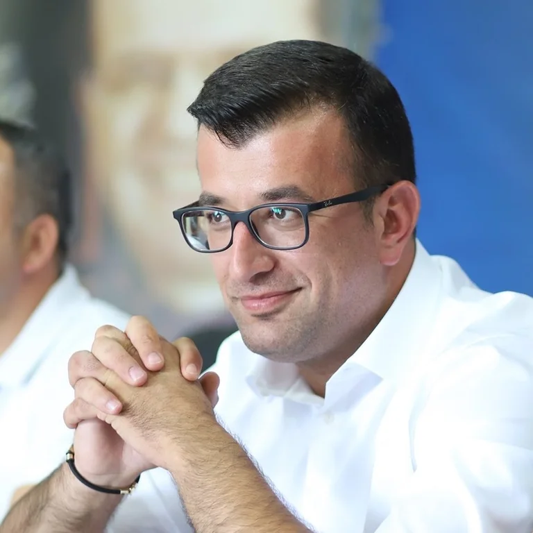 Ilir Ferati con progetti concreti per Istog