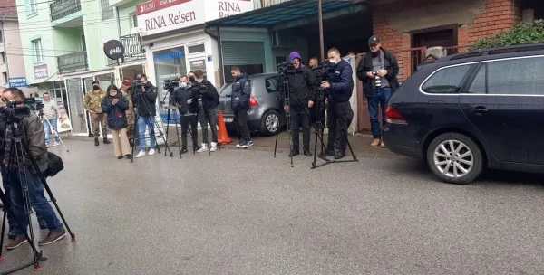 Proteste vor der Botschaft Deutschlands: Bürger, die es organisiert haben (wie sie taten) haben sich nicht einmal selbst