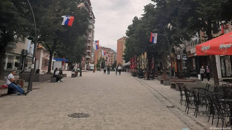 Kosovo police in the North see some people being beaten up, trying to separate but being hospitalised