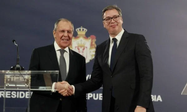 Vuciq: Rusia quiere un acuerdo final realizado por compromiso, no condicionando a Serbia