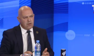 Shtesat prej 100 eurosh, Gjini: Qytetarët i meritojnë, por Kurti kohën po e gjen para zgjedhjeve