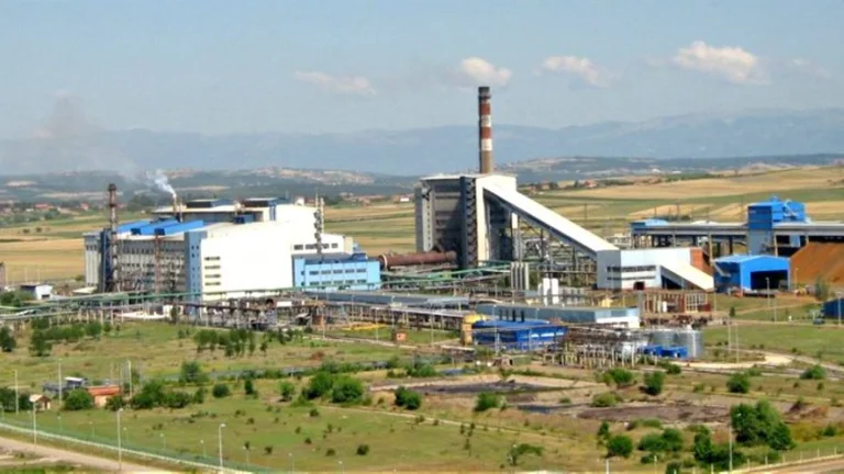 )Ferroniki taglia il lavoro, causa di crisi energetica