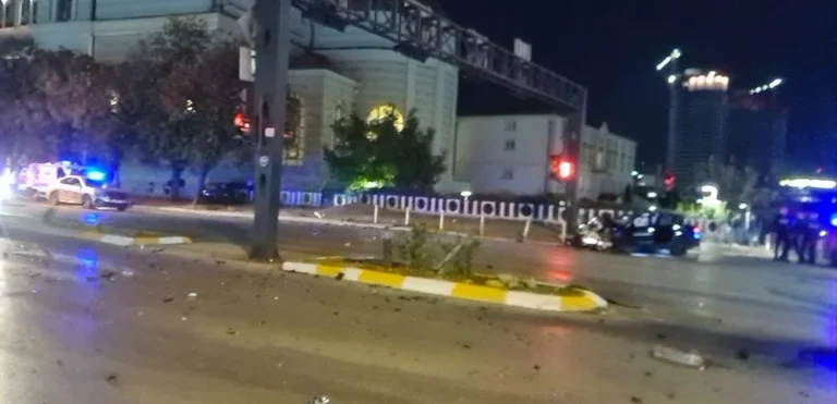 Immagine dell'incidente di Pristina di ieri sera dove sei persone sono state ferite