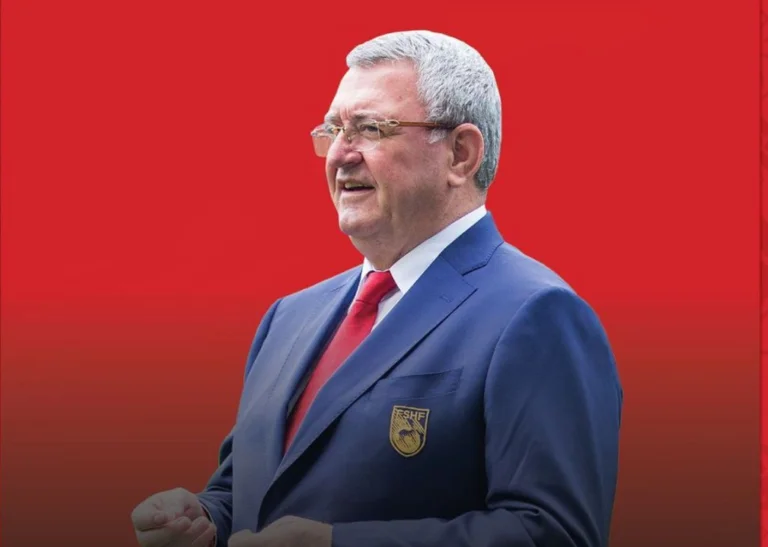 Duke wünscht sich Geburtstag und gibt sich Komplimente für die Arbeit im albanischen Fußball